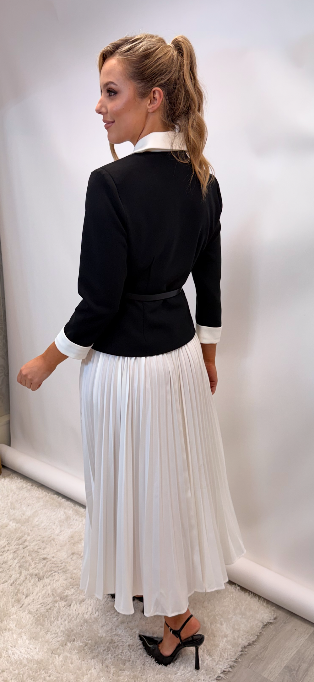 Mono Collar Jacket