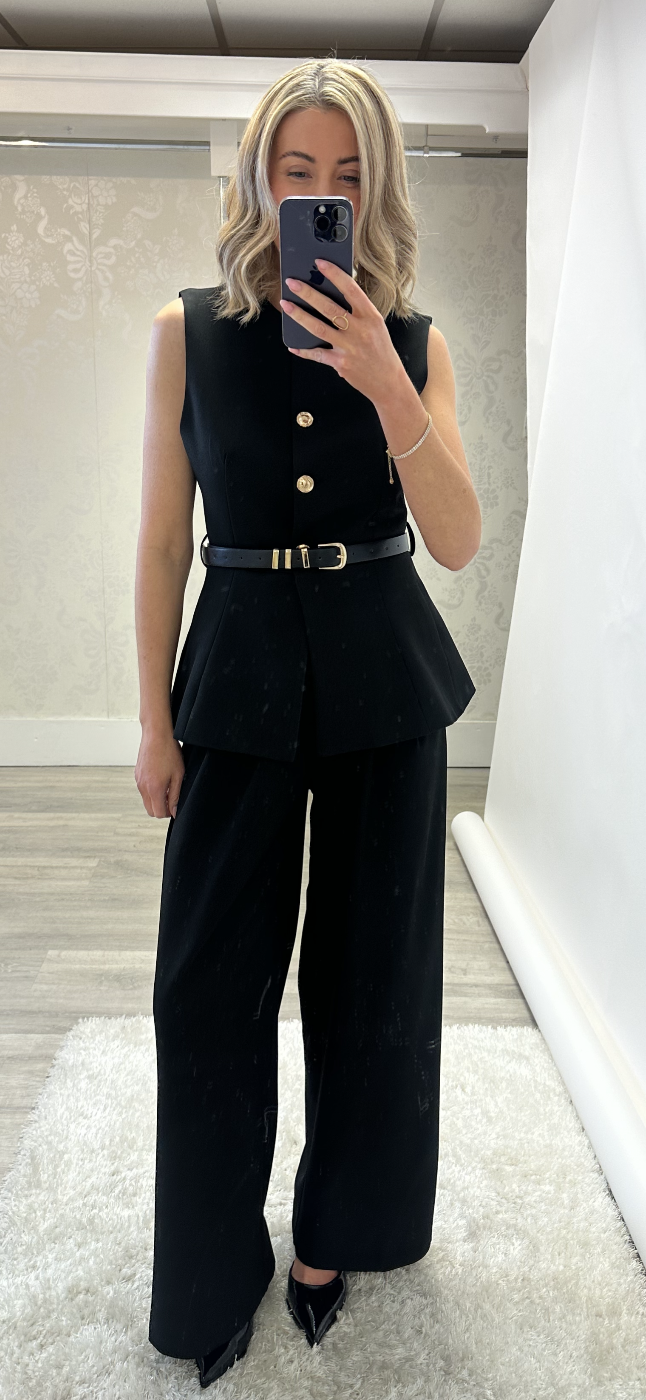 Bowie Black
