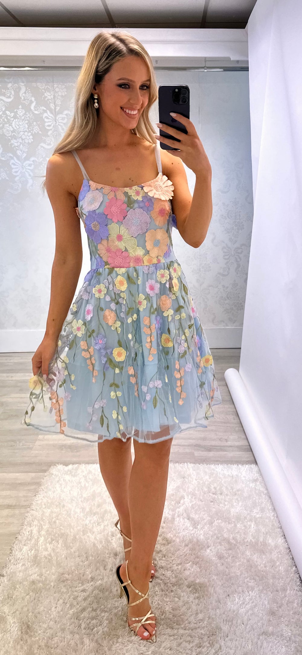 Faye Blue