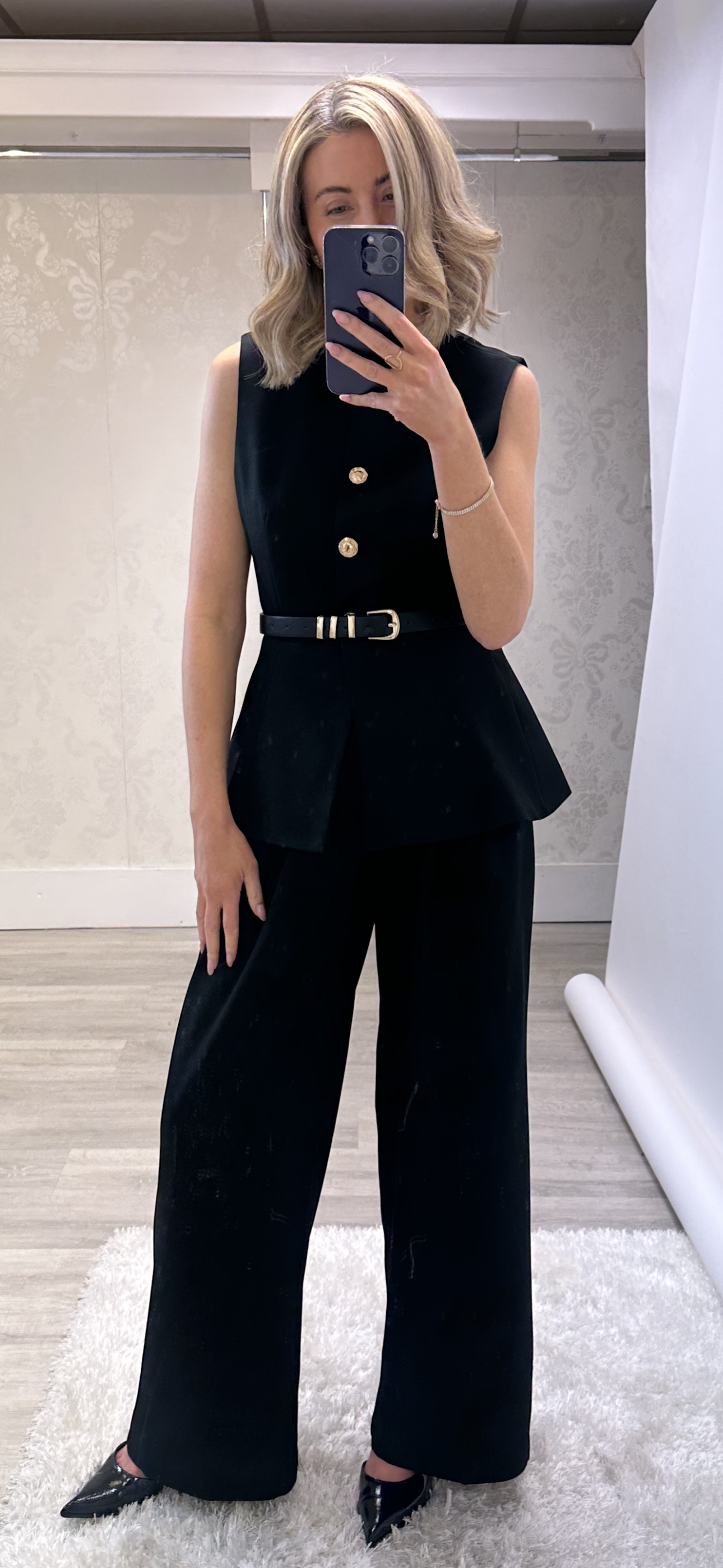 Bowie Black