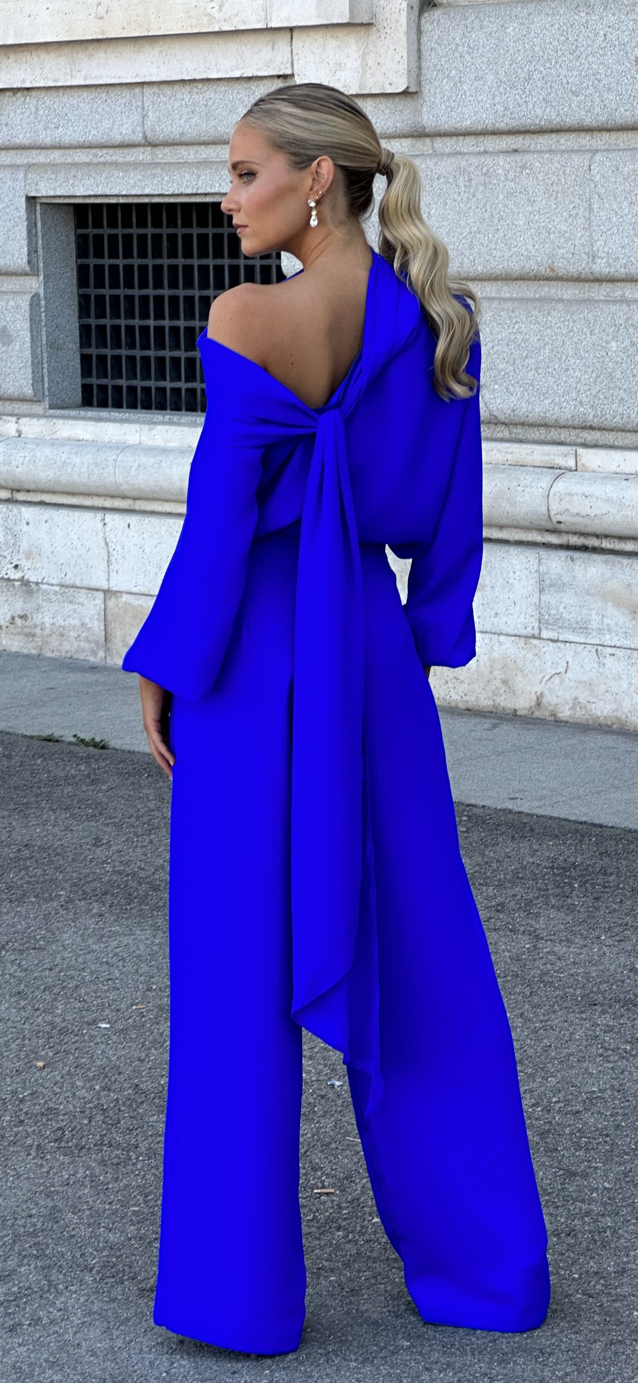 Blue Drape Set
