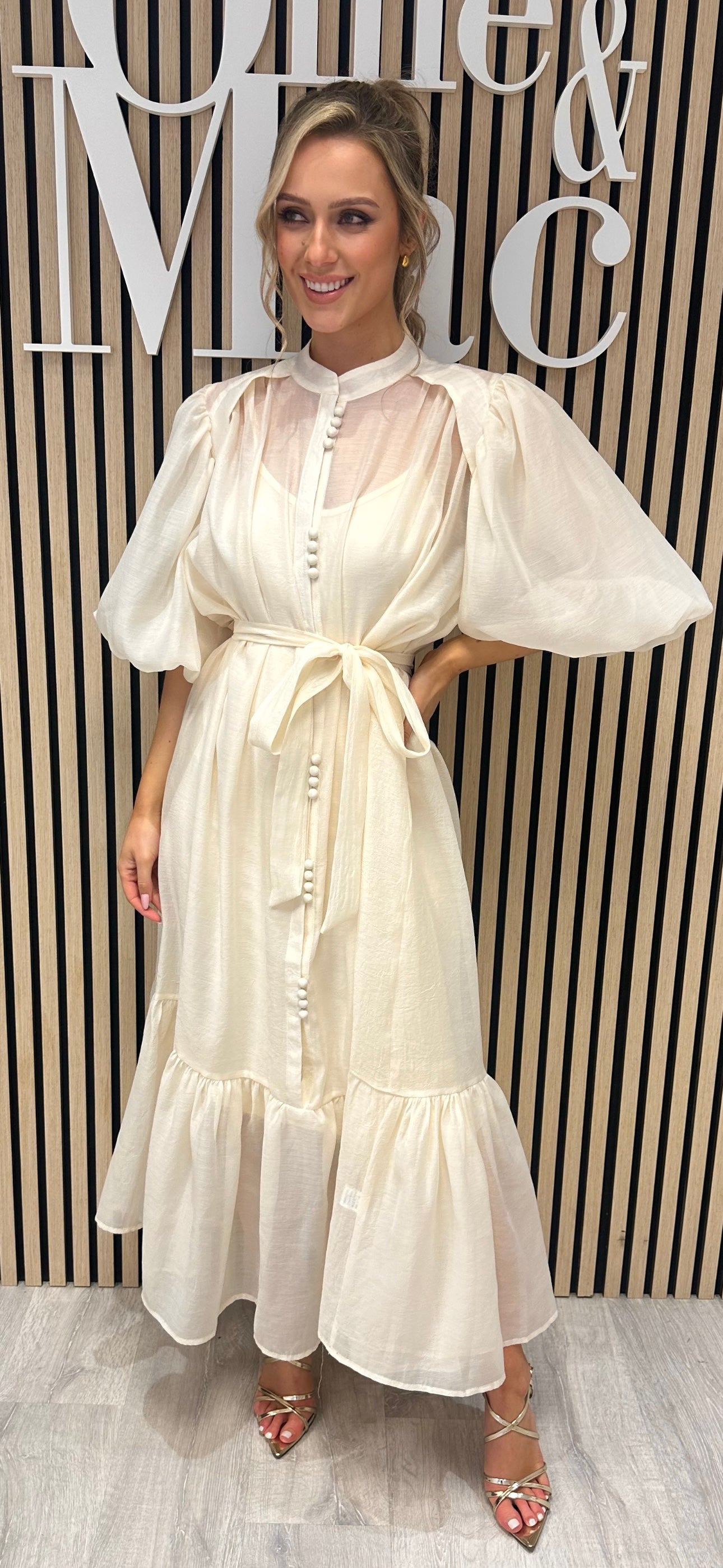Bella Cream