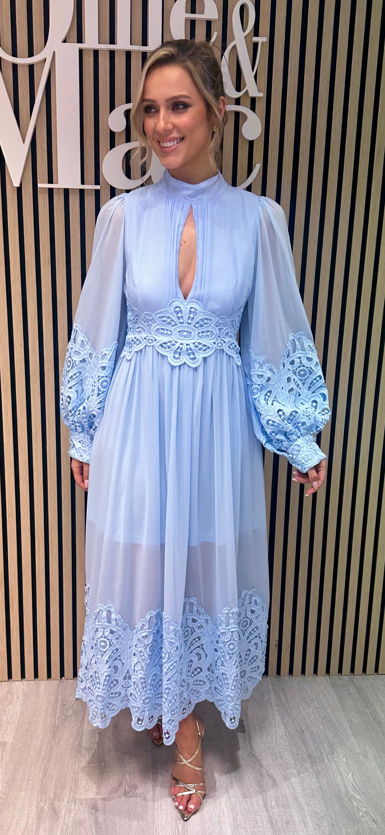 Pippa Blue