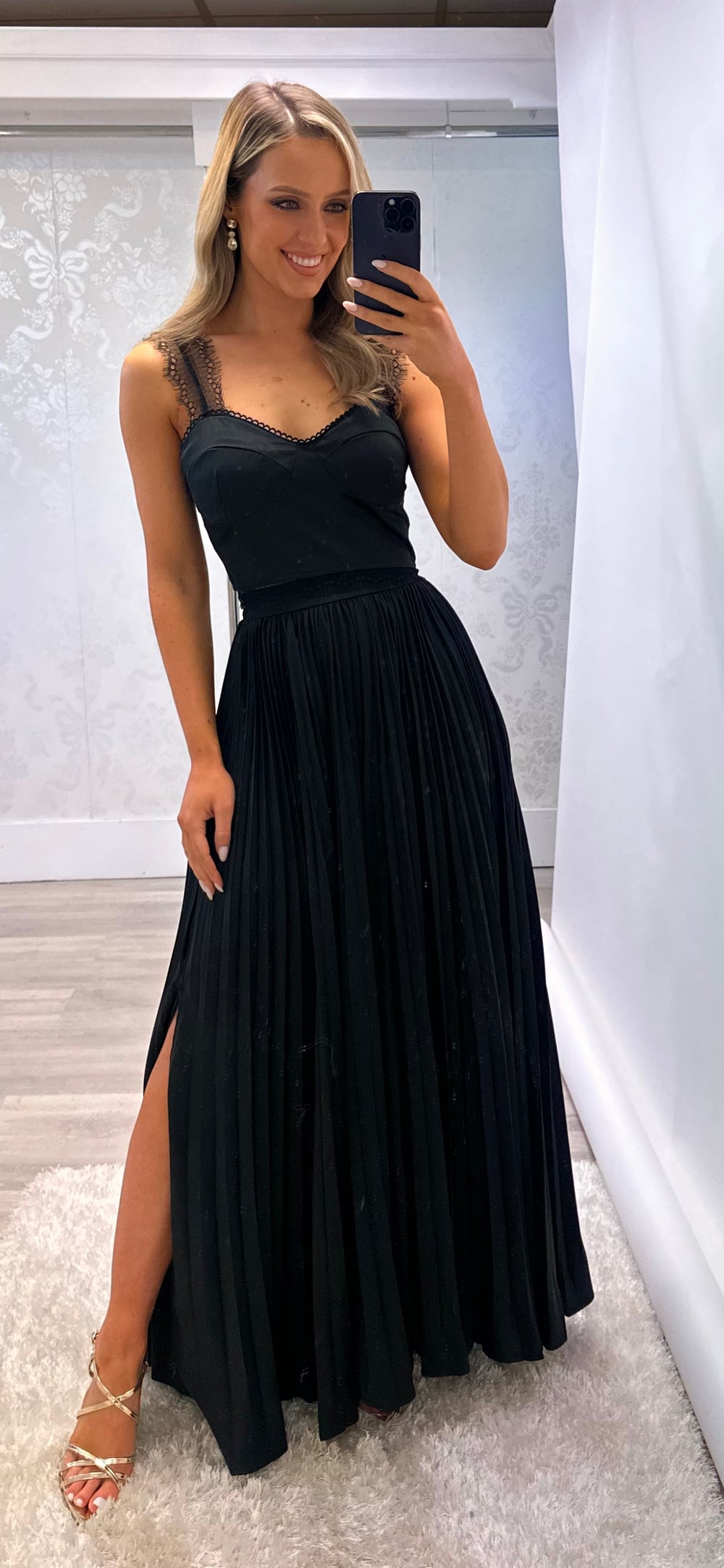 Cleo Black Set