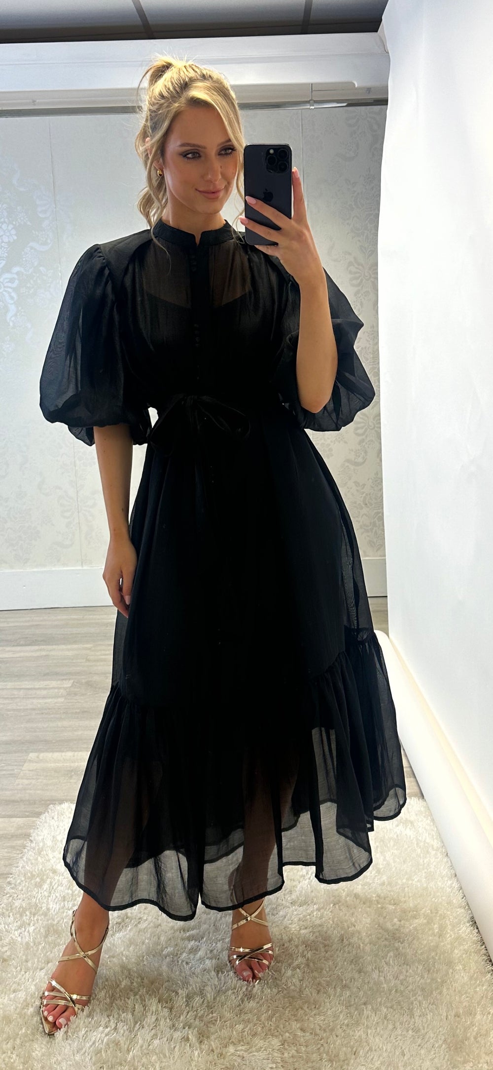 Bella Black