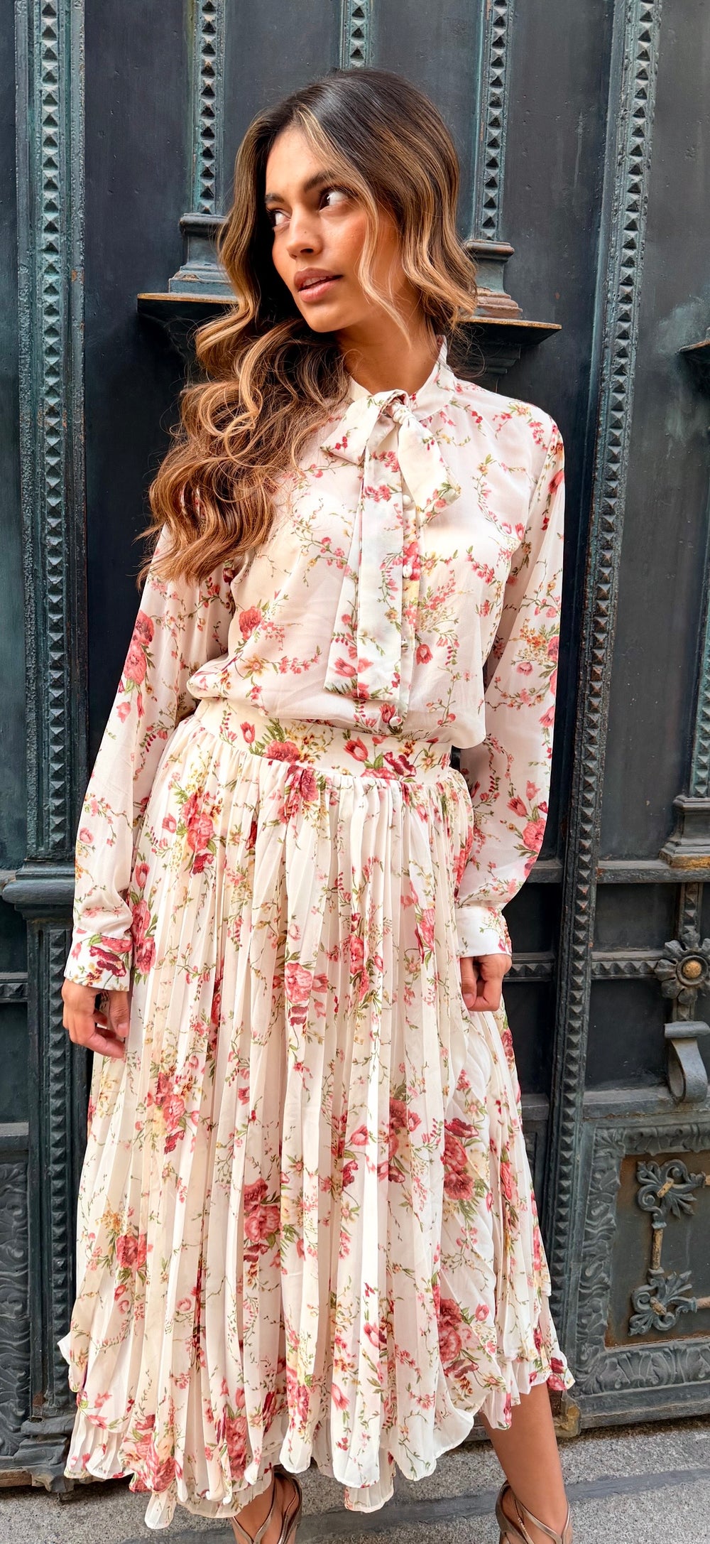 Indie Ivory Set