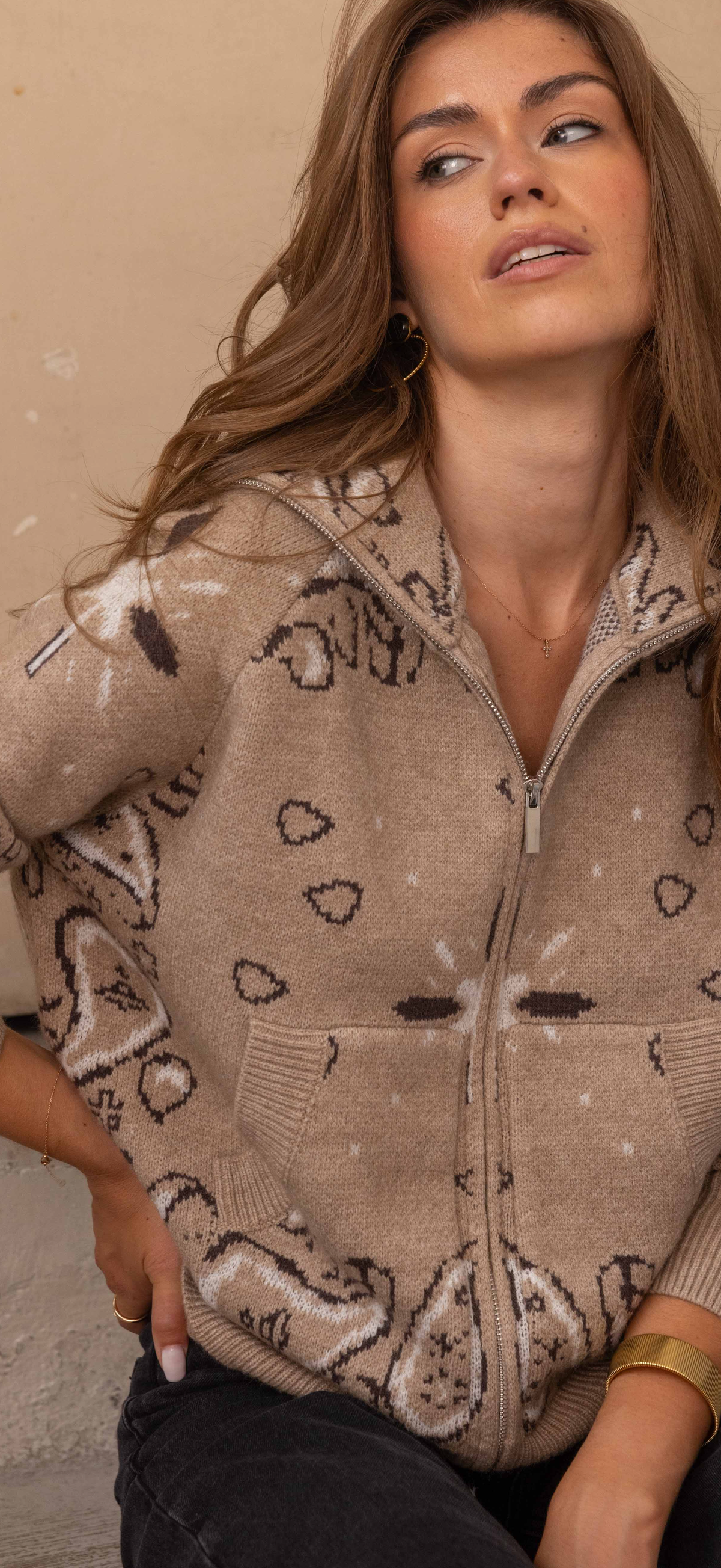 Beige Paisley Knit